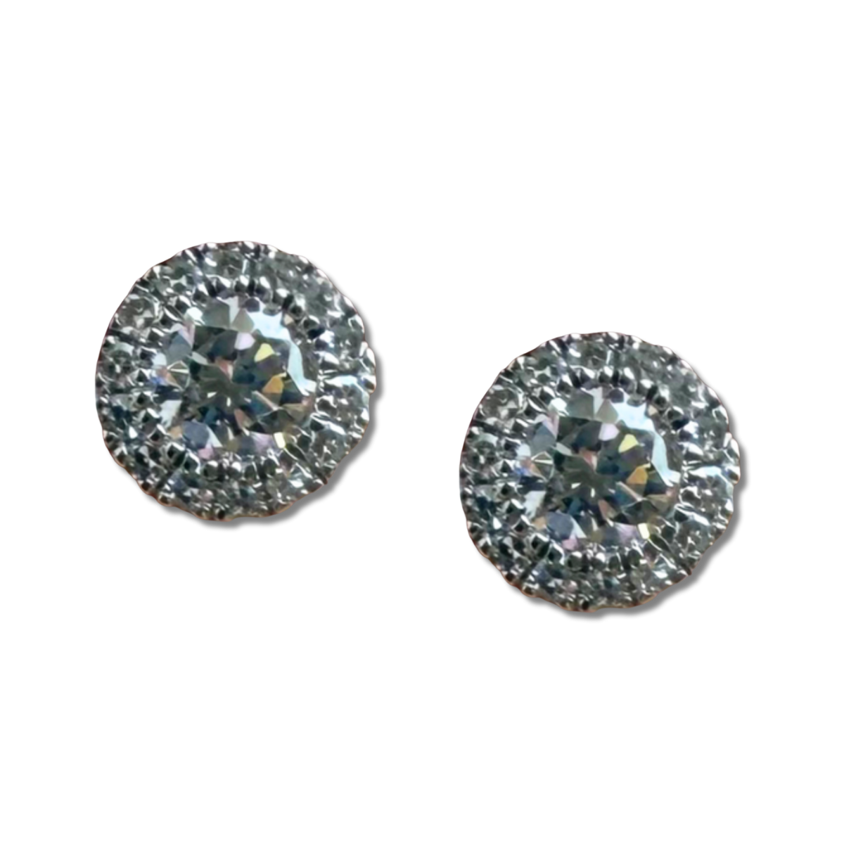 Aretes en oro blanco 10K redondos con halo de diamantes de laboratorio 0.33ctw