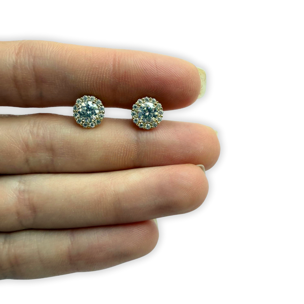 Aretes redondos de moissanita con halo 1.28ctw en plata con baño de oro