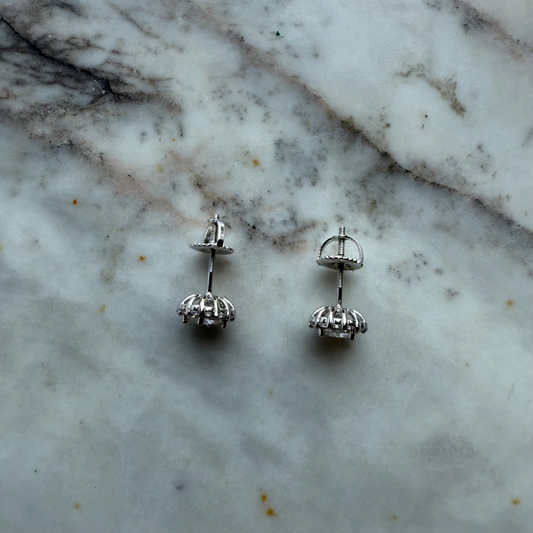 Aretes redondos de moissanita con halo 1.28ctw en plata