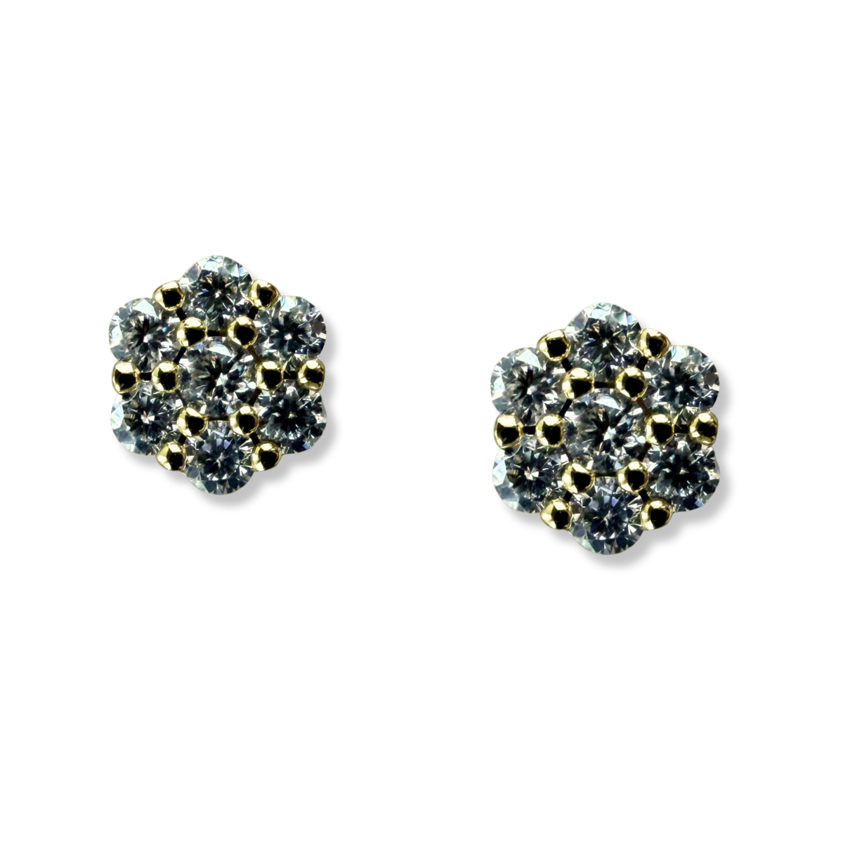 Aretes cluster de moissanitas 0.38ctw en plata con baño de oro amarillo