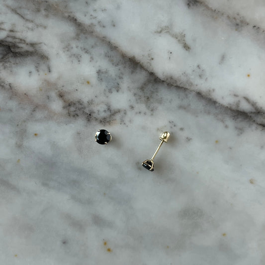 Aretes en oro amarillo 14K con circón negro de 4mm con tope rosca