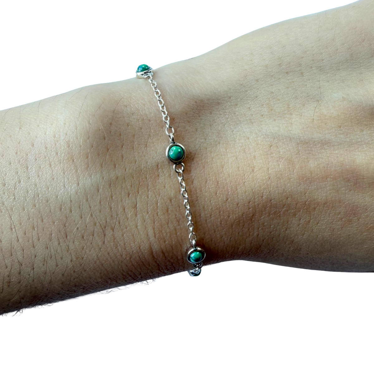Pulsera de plata con estación de turquesa redondas