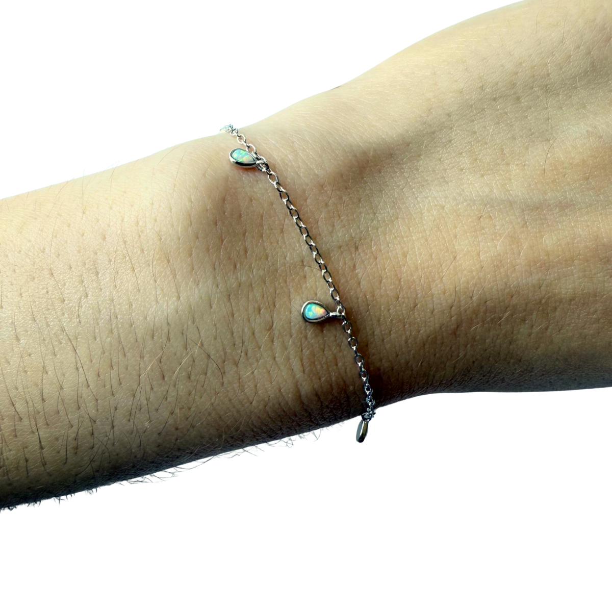 Pulsera de plata con gotas de ópalo de laboratorio colgantes