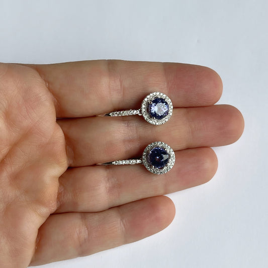 Aretes en plata de gancho con tanzanitas