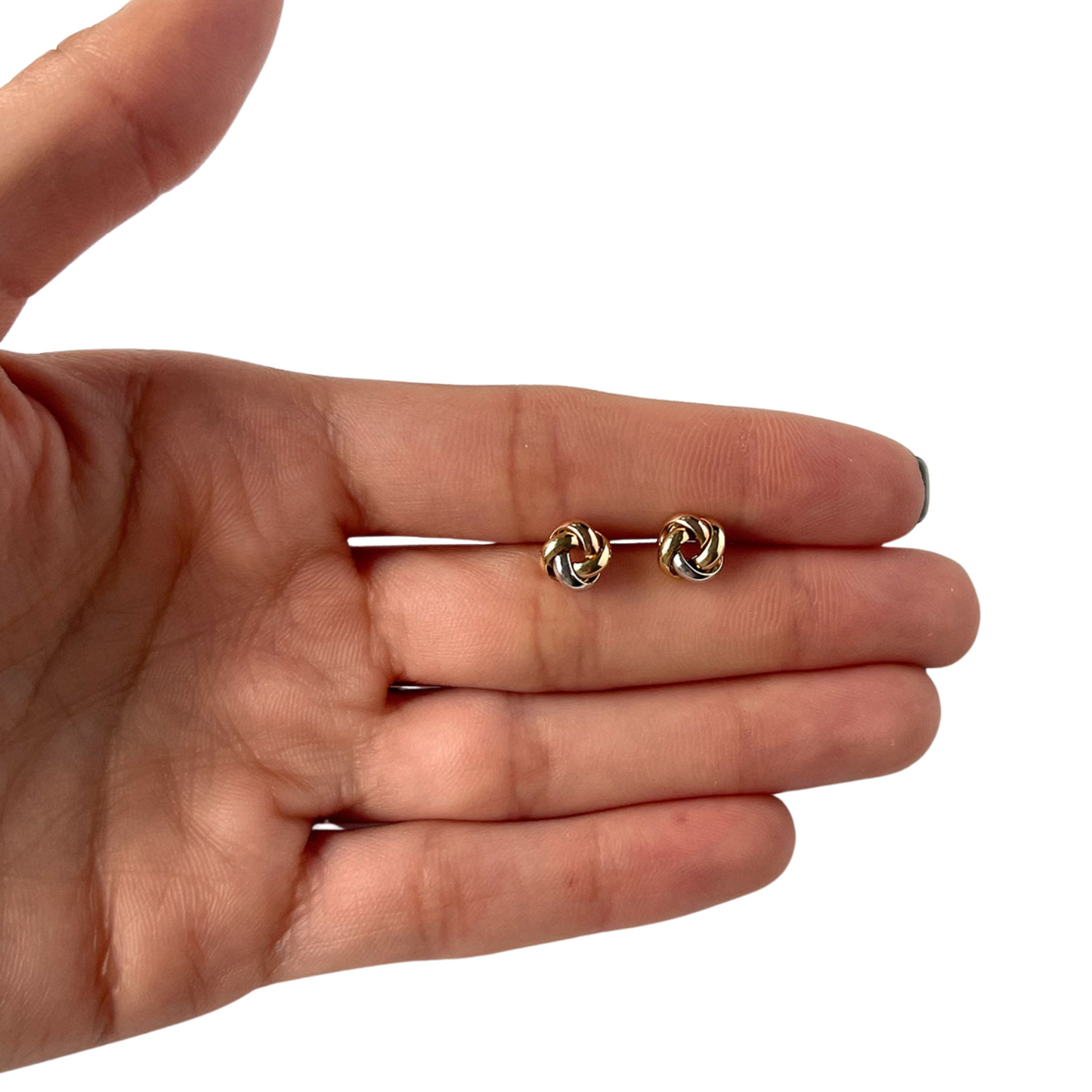 Aretes de nudo de 3 oros 14k con aros redondeados