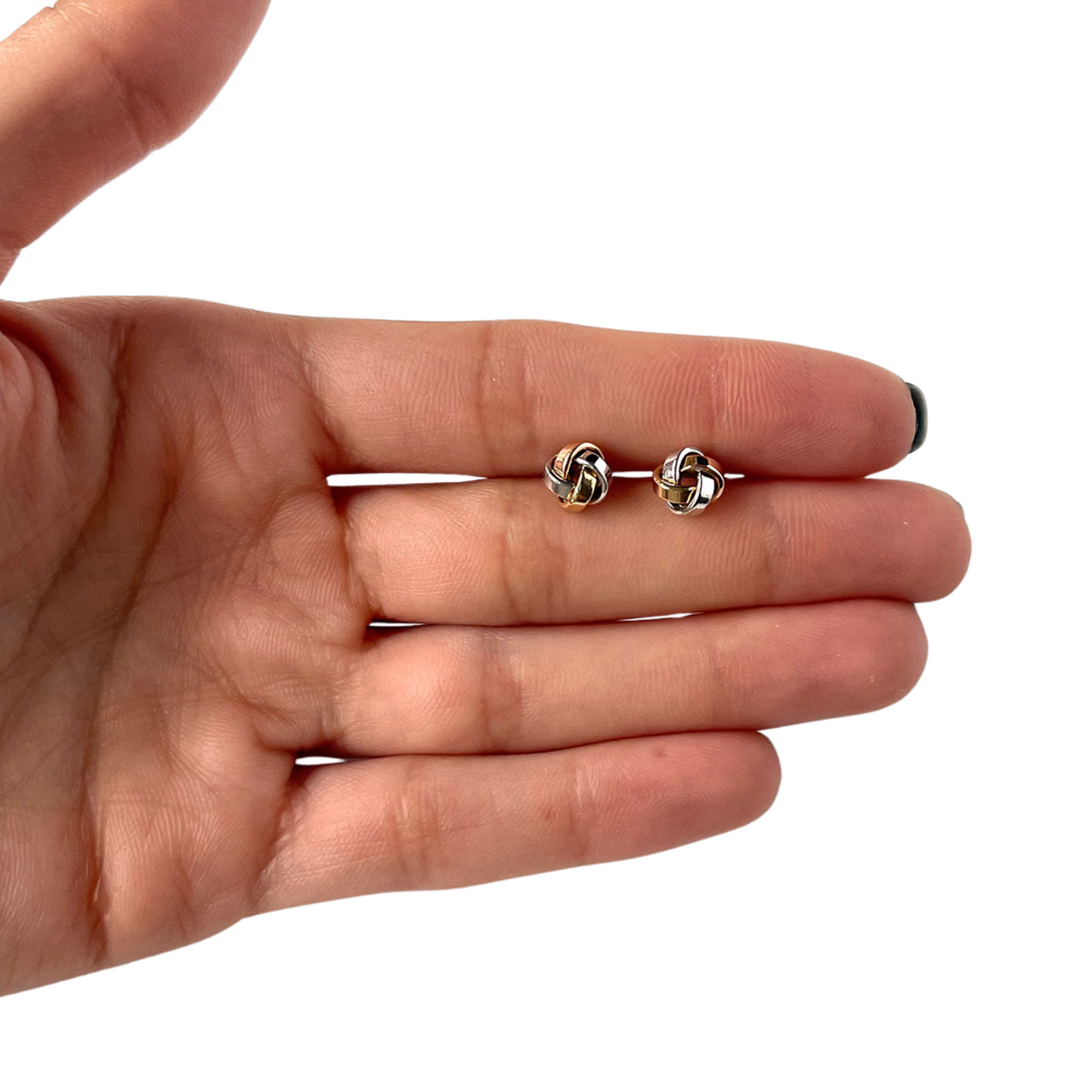 Aretes de nudo de 3 oros 14k con aros planos pequeño