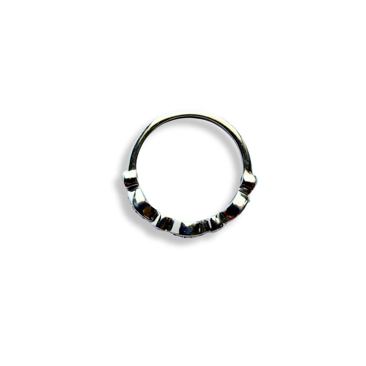 Anillo de plata en forma redonda y marquesas con diamantes de laboratorio 0.33ctw