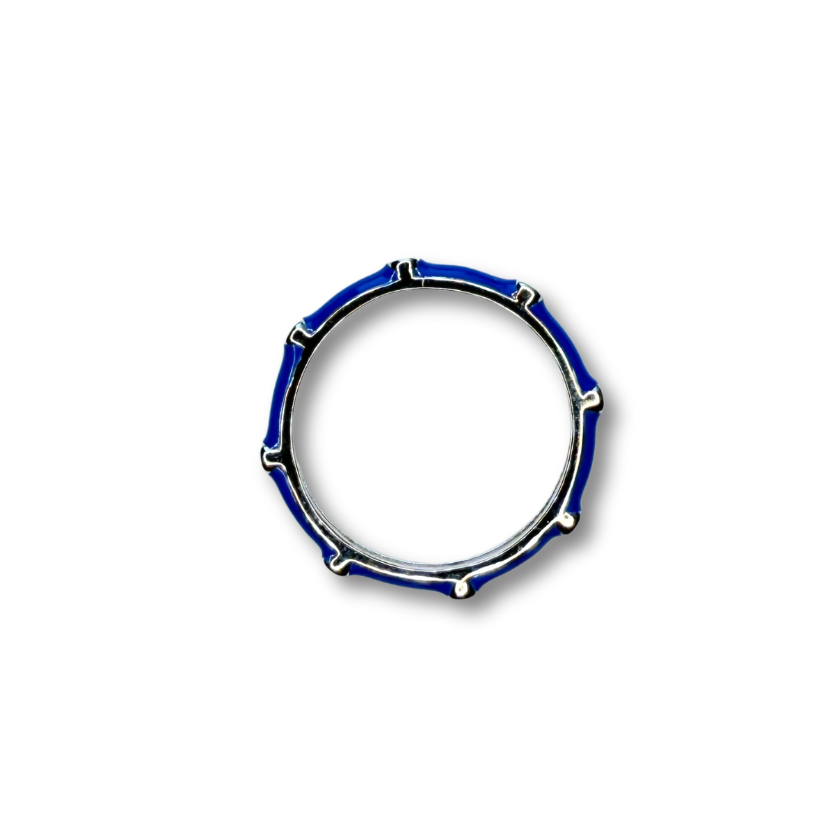 Anillo de plata con esmalte azul y zafiros blancos