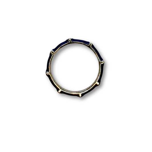 Anillo de plata con esmalte azul marino y zafiros blancos