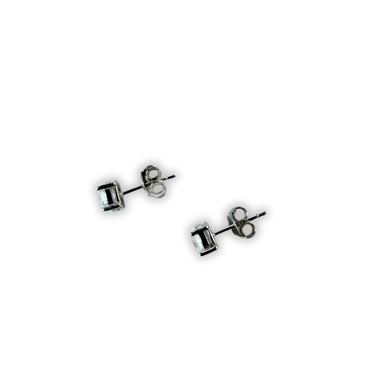 Aretes studs de moissanitas ovaladas 2.5ctw en plata