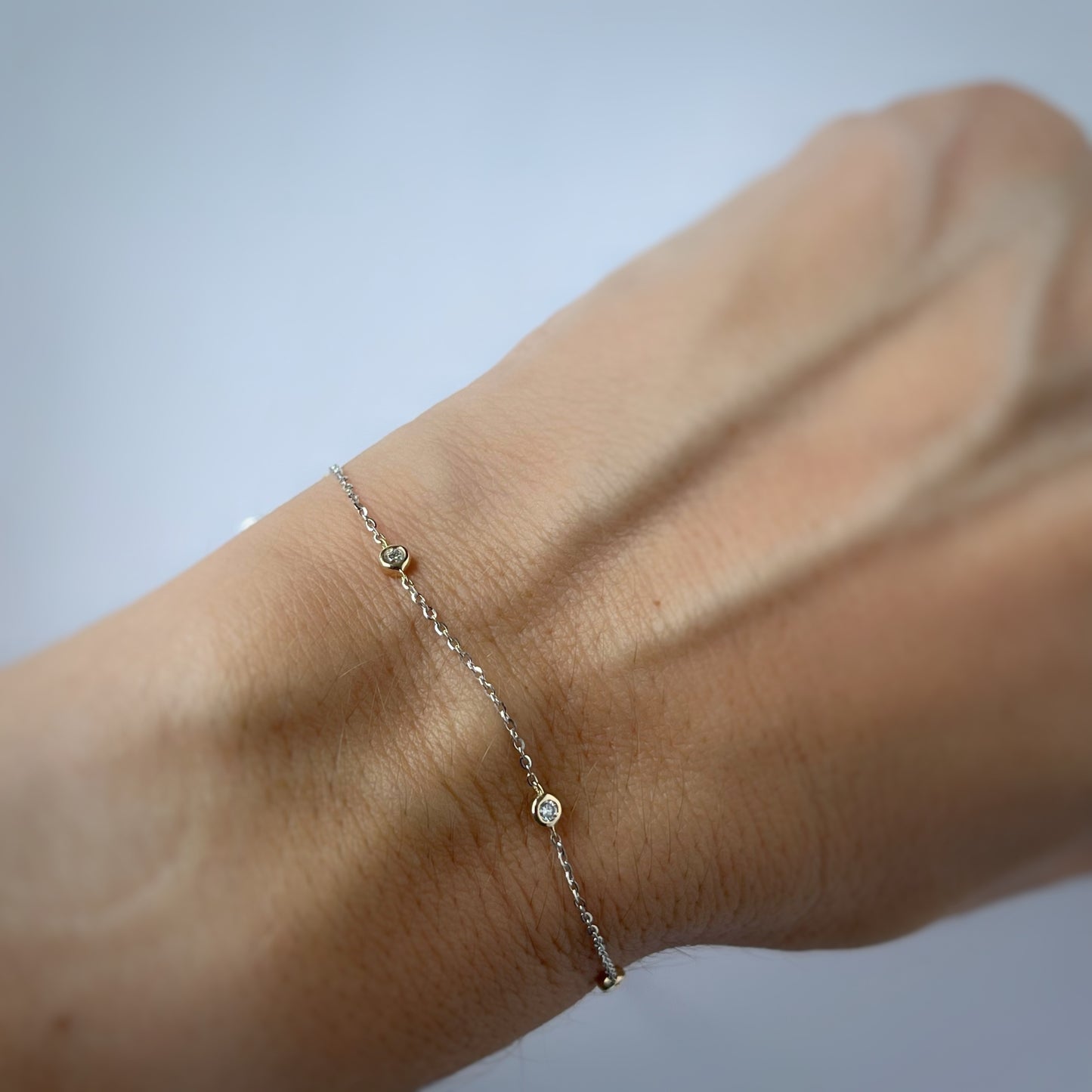 Pulsera en oro blanco y amarillo 14k con diamantes 0.11ctw
