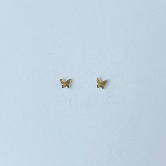 Aretes en oro amarillo 14K con mini mariposa en oro con tope rosca