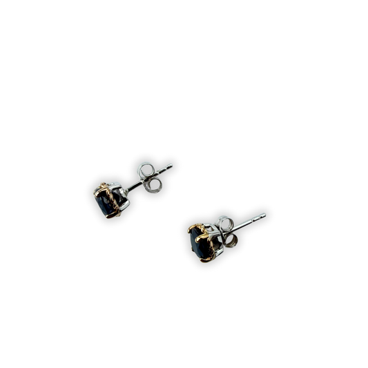 Aretes de plata y oro amarillo 10K con zafiros