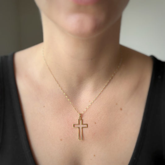 Dije con cruz en oro 18k grande con puntas rectas