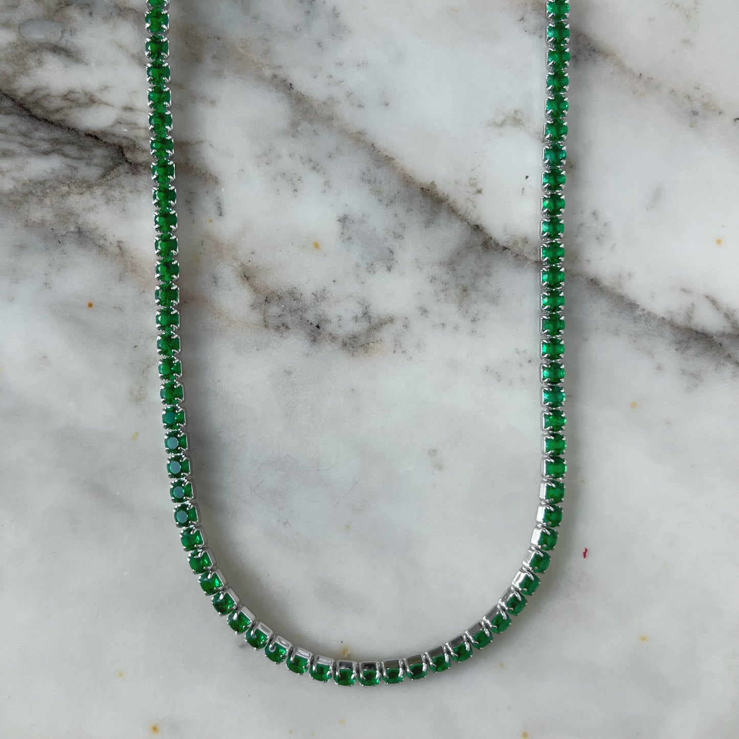 Choker tenis con circonitas en color verde esmeralda