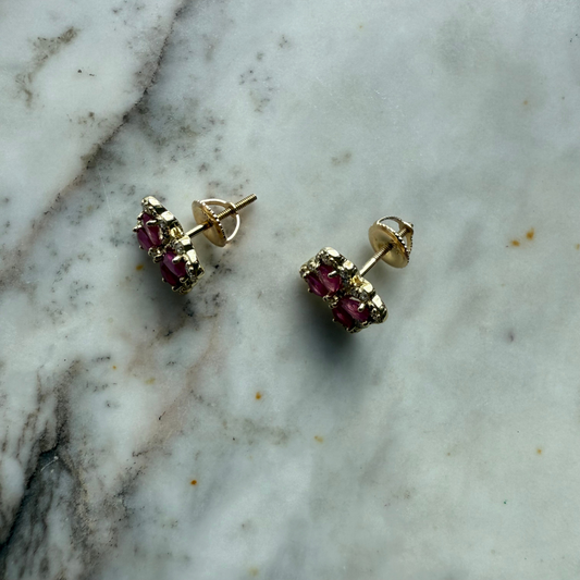 Aretes de oro amarillo 10k con rubíes y diamantes 0.35ctw