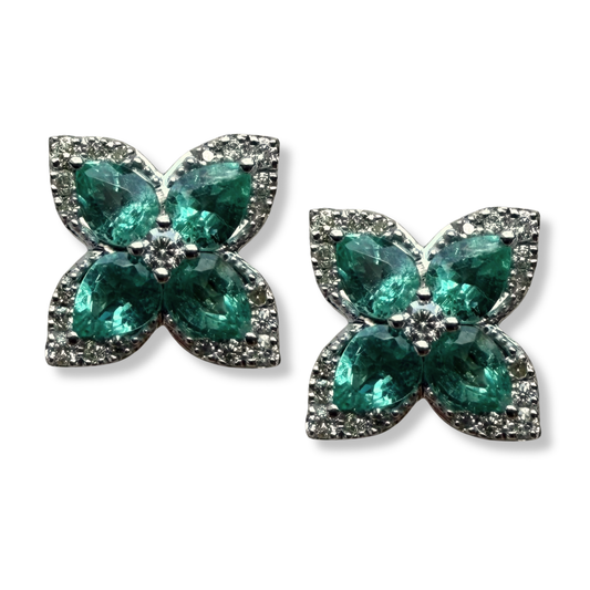 Aretes de oro blanco 10k con esmeraldas y diamantes 0.35ctw