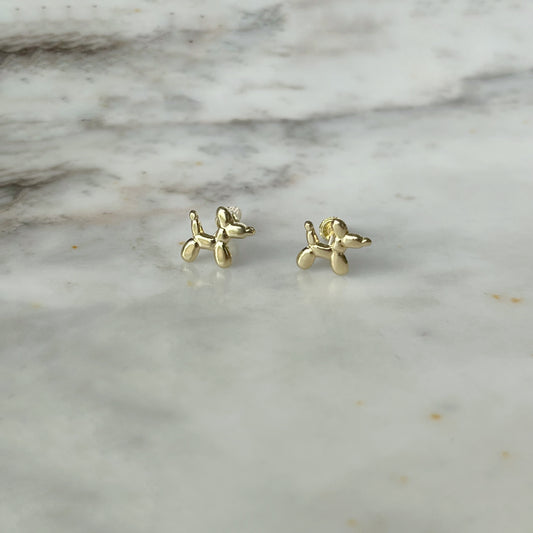 Aretes en oro amarillo de 14K con perritos con tope rosca