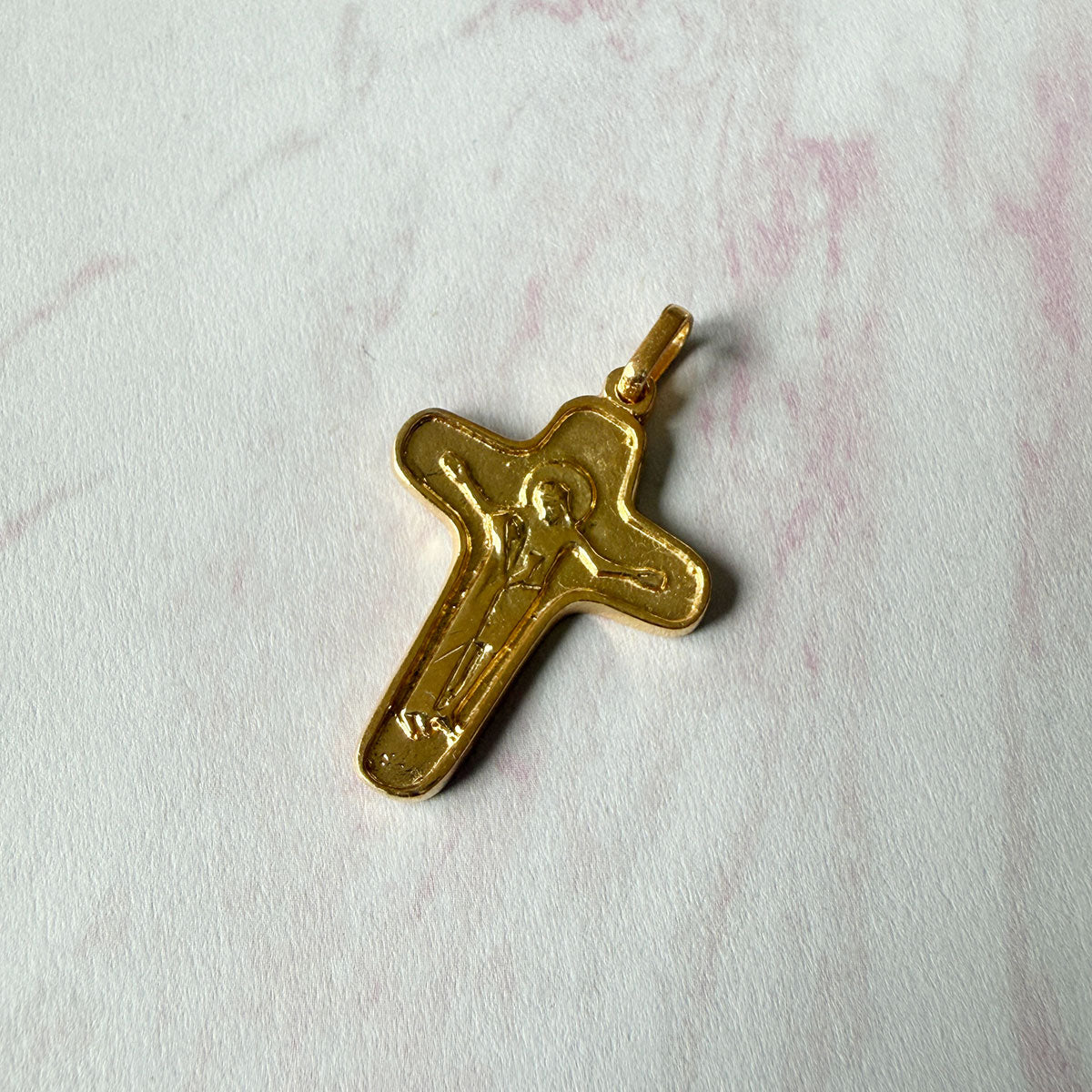 Cruz de la unidad pequeña en plata con baño de oro