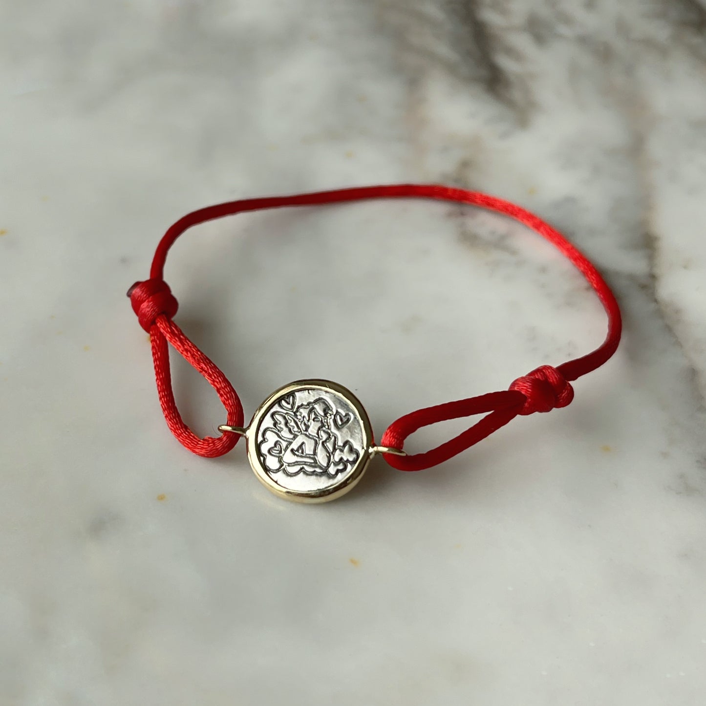 Pulsera de medalla de ángel de la guarda en plata con borde de oro 14k y cordón