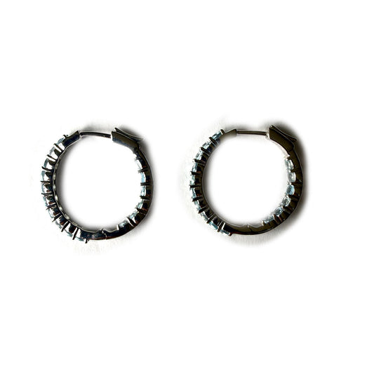 Argolla de plata con aquamarinas