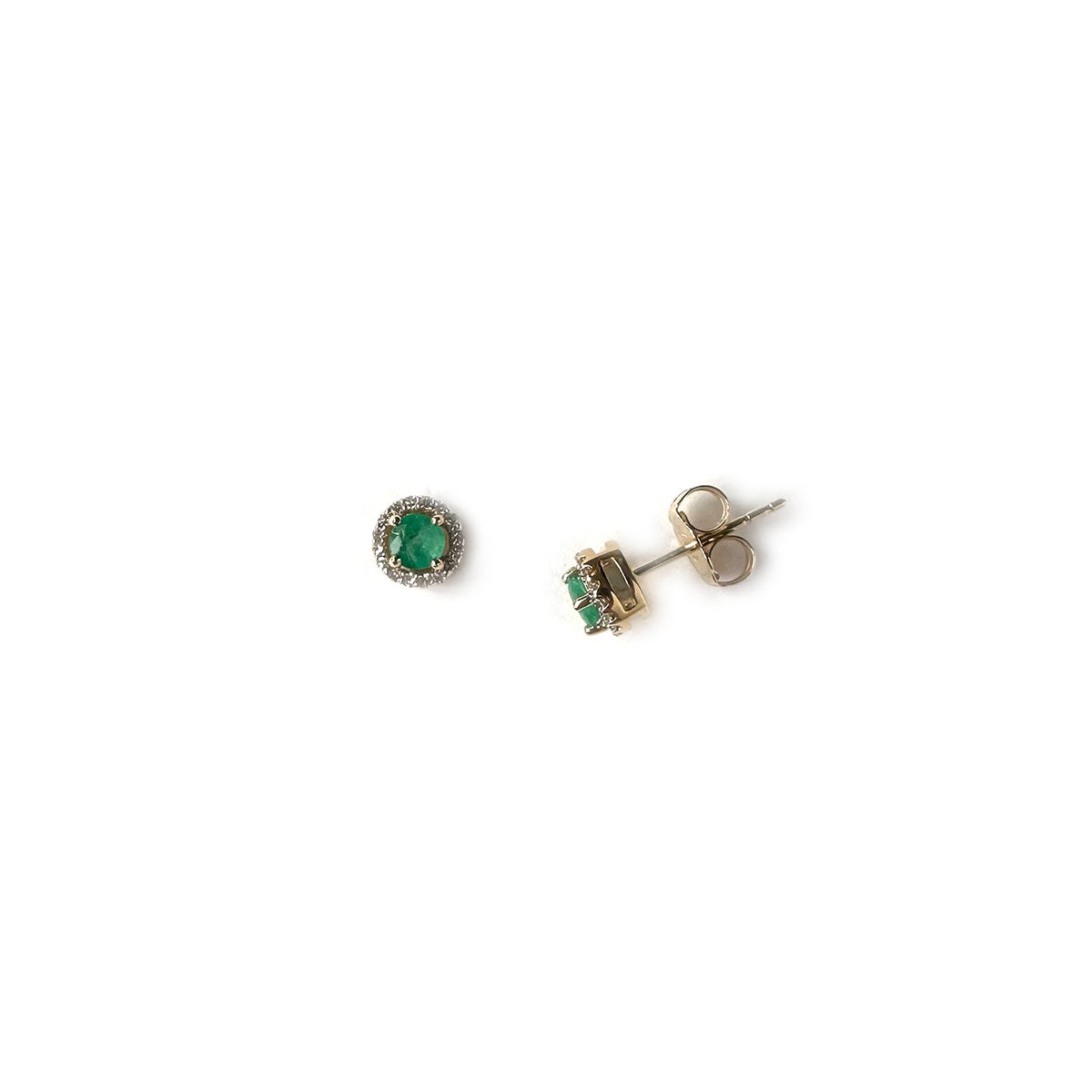 Aretes redondos en oro amarillo 10k con esmeraldas y halo de diamantes 0.10ctw