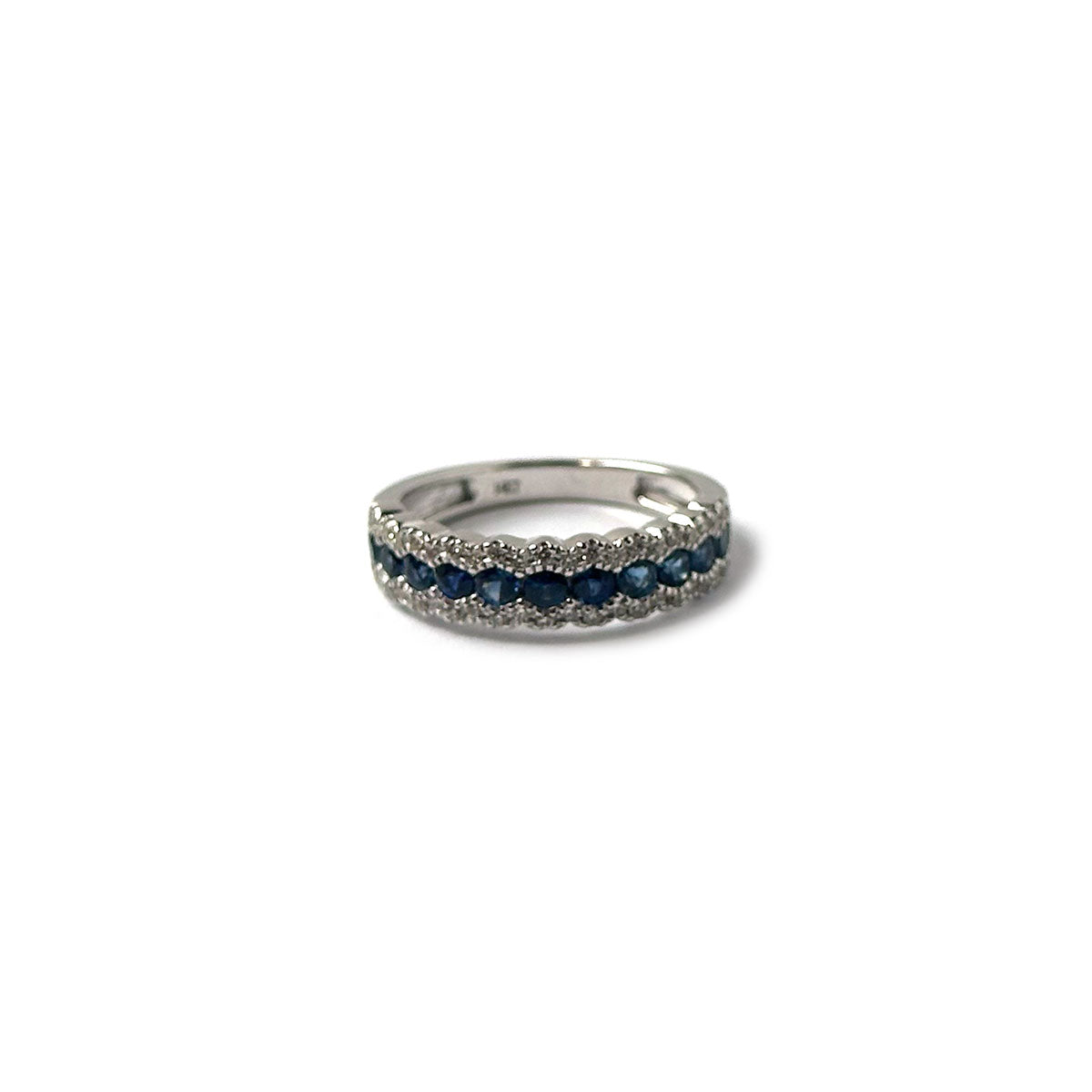 Anillo en oro blanco 14K con zafiros redondos y dos filas de diamantes 0.30ctw