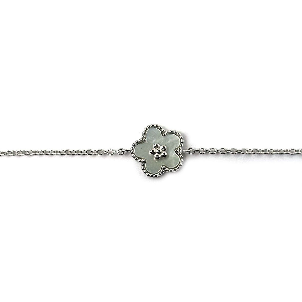 Pulsera de plata con flor de madreperla