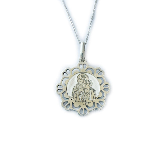 Medalla Mater con borde calado en plata