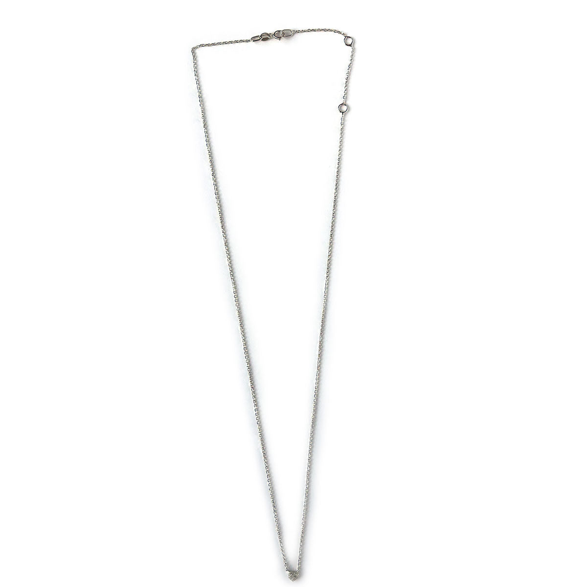 Collar en oro blanco 10k con corazón mini de diamantes 0.04ctw