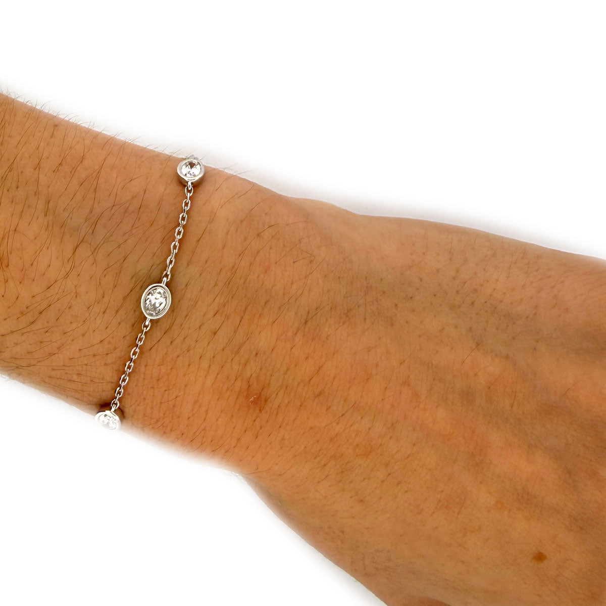 Pulsera de plata con diamantes ovalados de laboratorio 1ctw