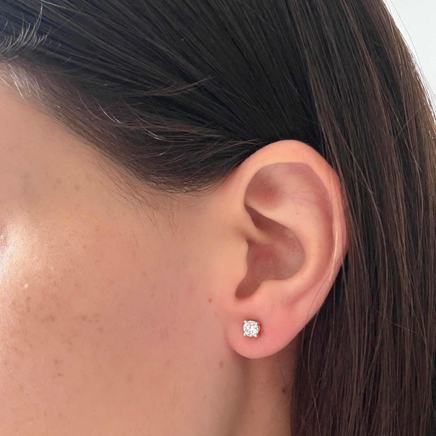 Aretes studs de diamante de laboratorio 0.50ctw en oro amarillo 14k