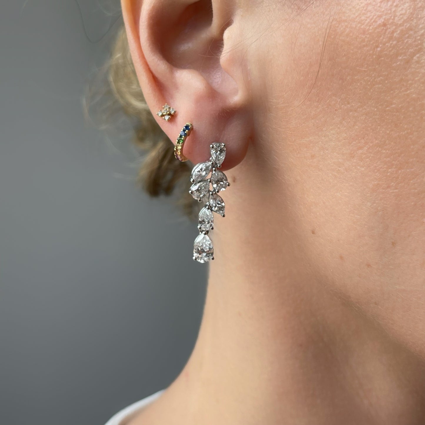 Aretes en oro blanco de 14k con 5.15ctw de diamantes de laboratorio