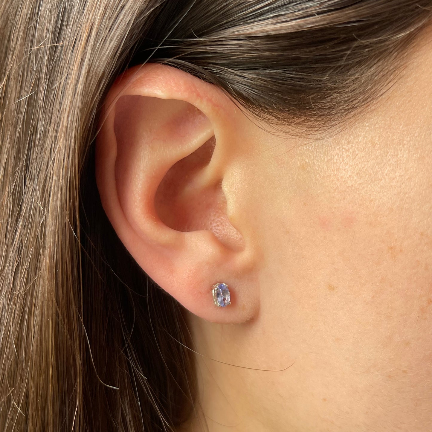 Arete de plata single mini de tanzanita