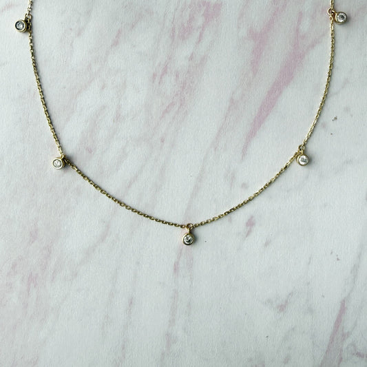 Collar de oro amarillo 10k con diamantes biselados colgantes 0.25ctw