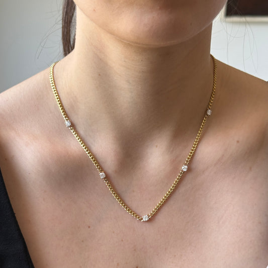 Collar de cadena gruesa en oro amarillo 10k y 5 diamantes de laboratorio 1ctw