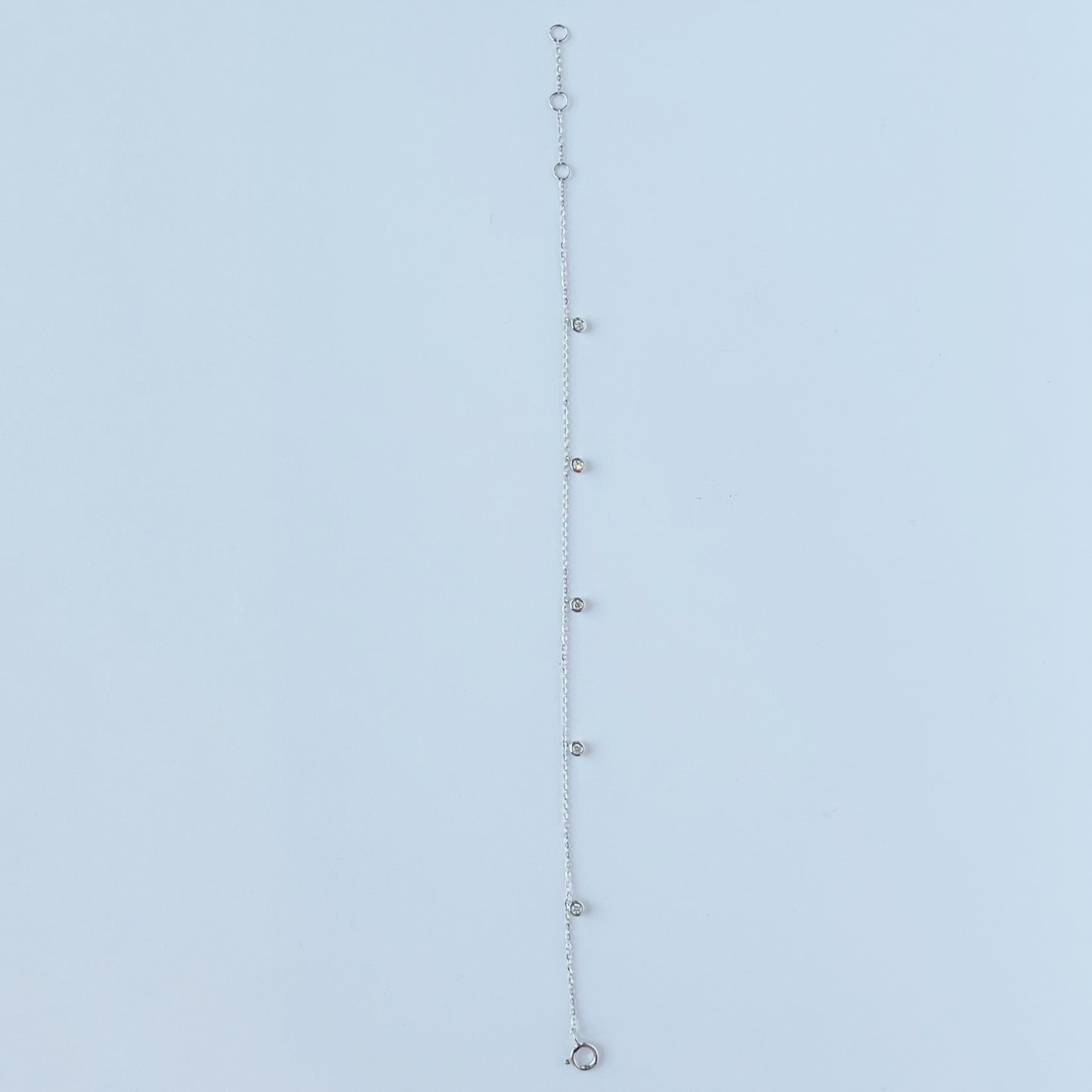 Pulsera en oro blanco de 14k con diamantes colgantes ctw