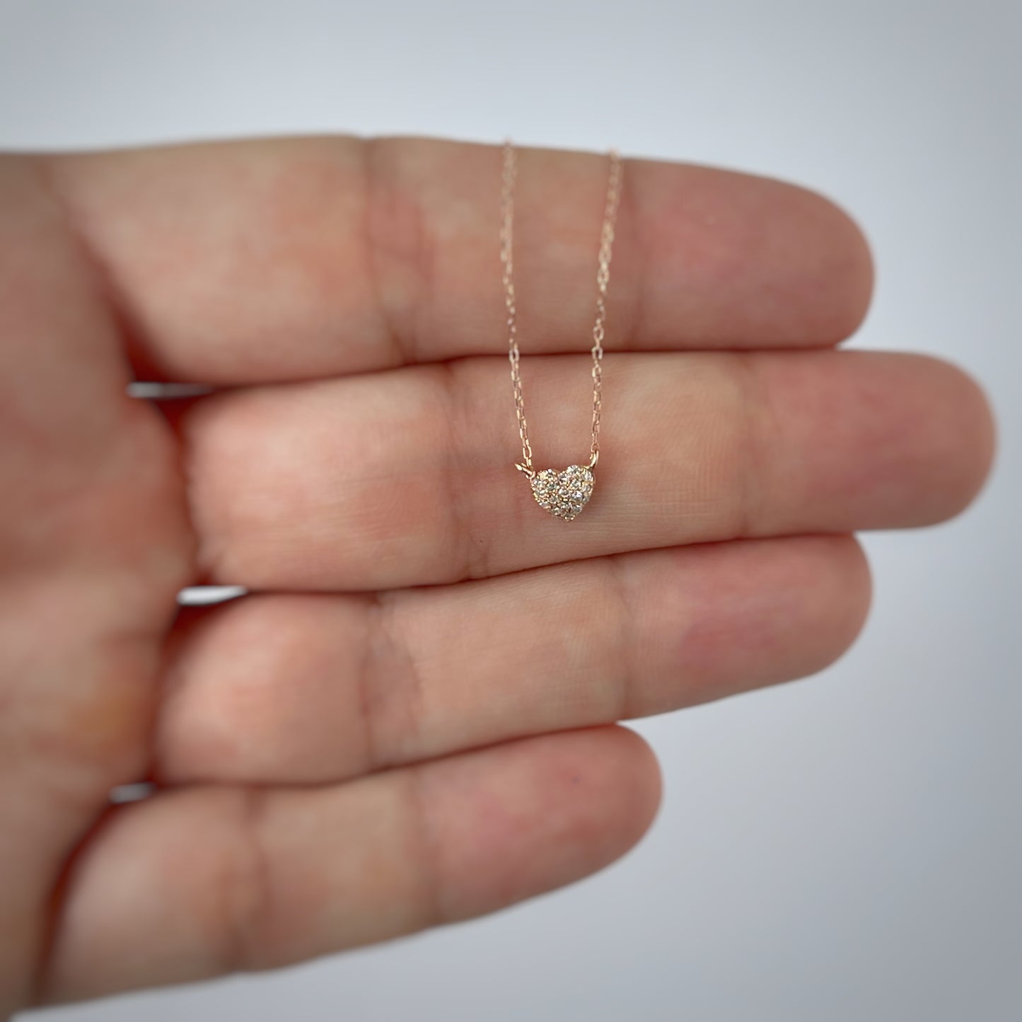 Collar en oro rosado 14k con corazón de diamantes 0.05ctw