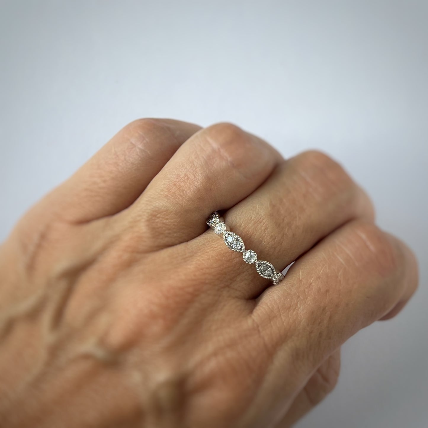 Anillo en oro blanco 14K y diamantes 0.25 ctw