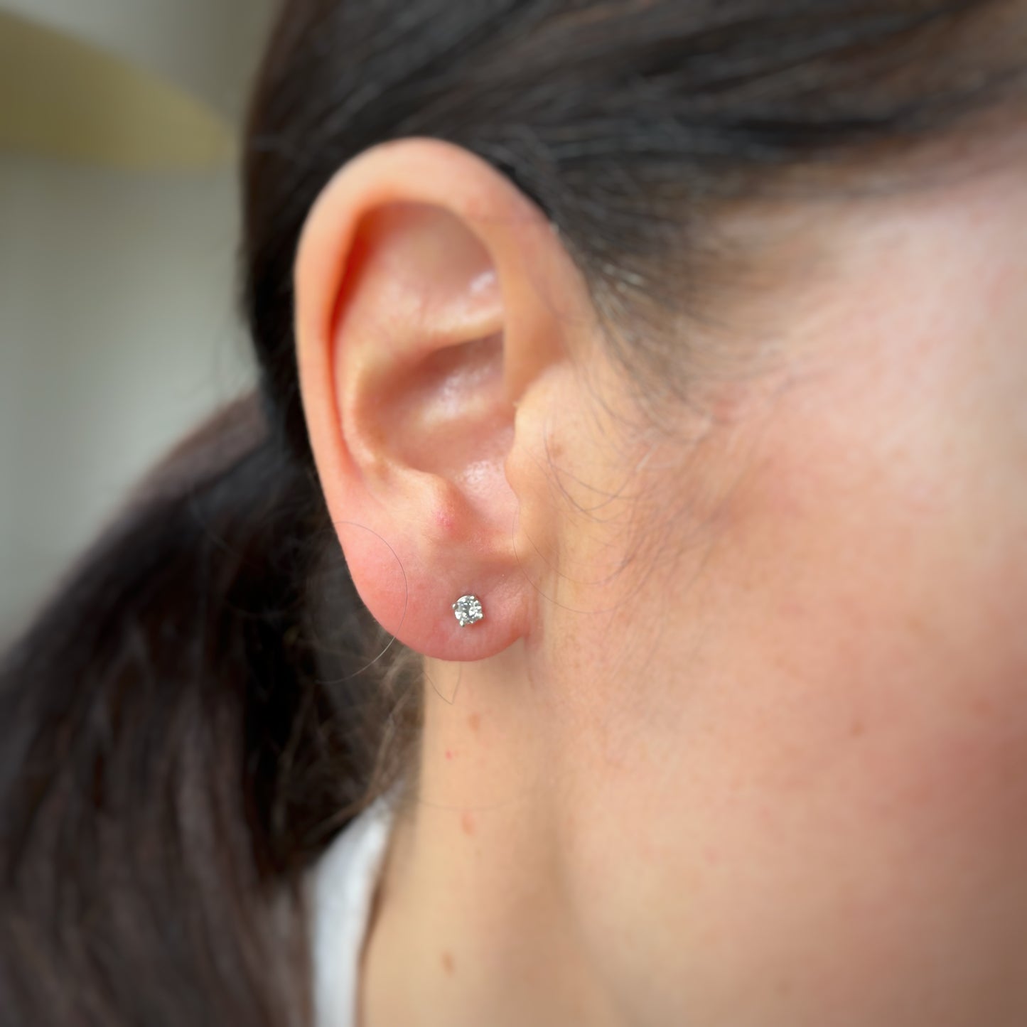 Aretes en oro blanco 14k stud de diamantes 0.21ctw