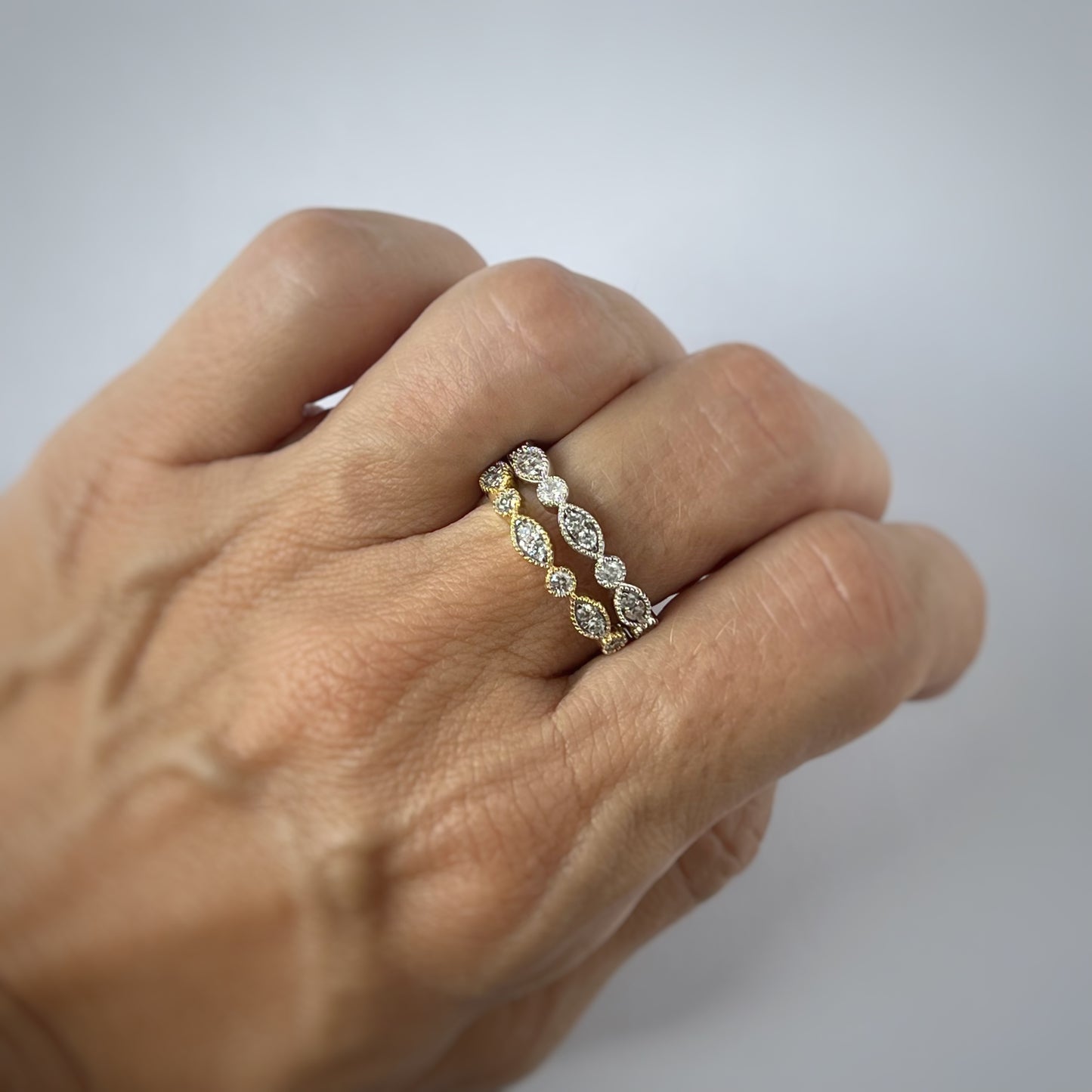 Anillo en oro blanco 14K y diamantes 0.25 ctw