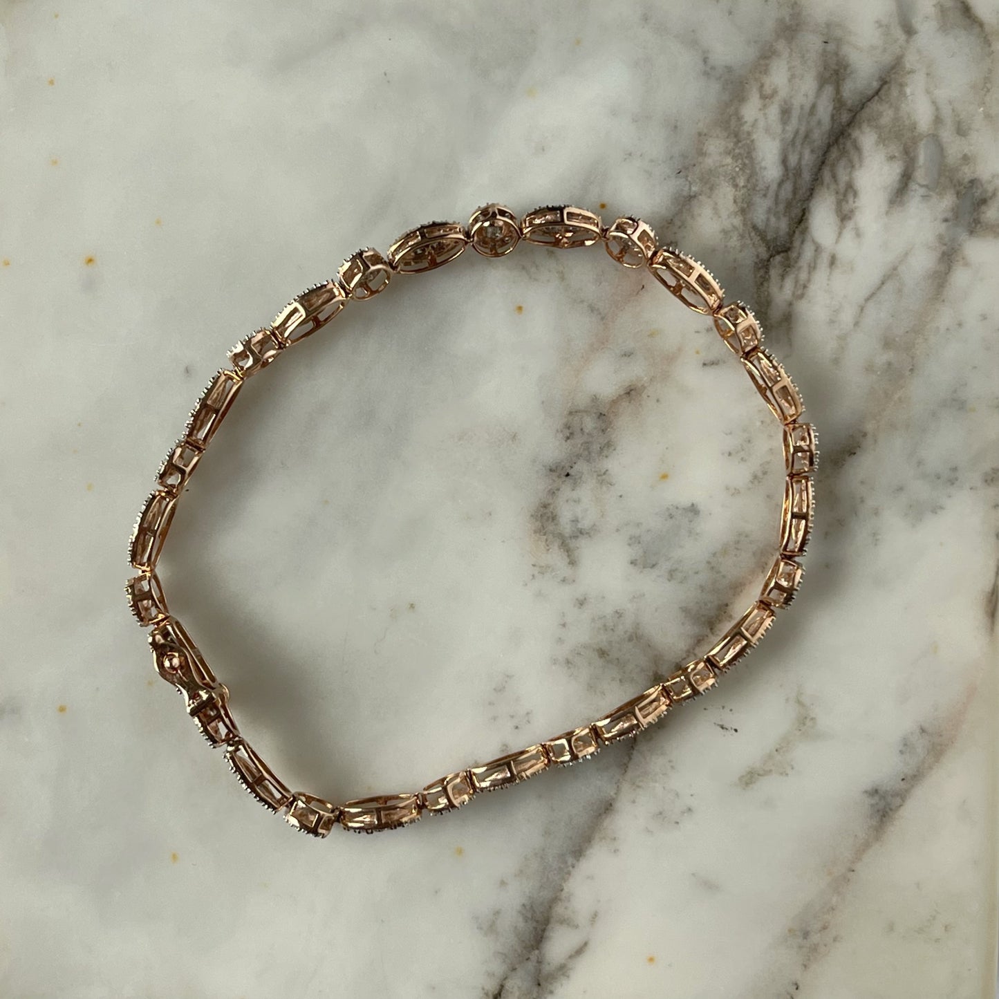 Pulsera en oro rosa 14k con diamantes 1ctw