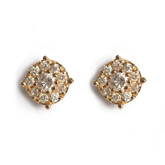 Arete stud de oro amarillo 14k y diamantes 0.60ctw