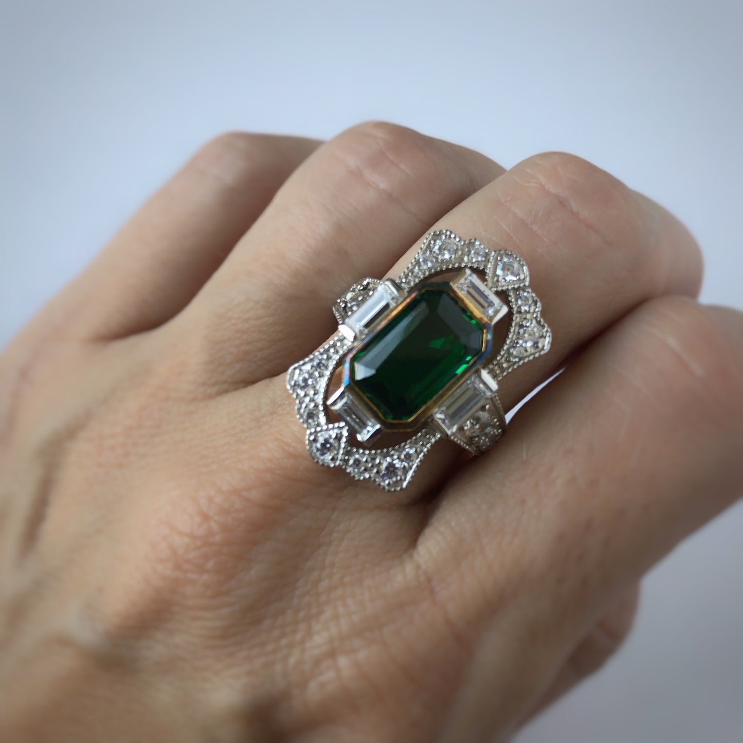 Anillo “Art Deco” en plata