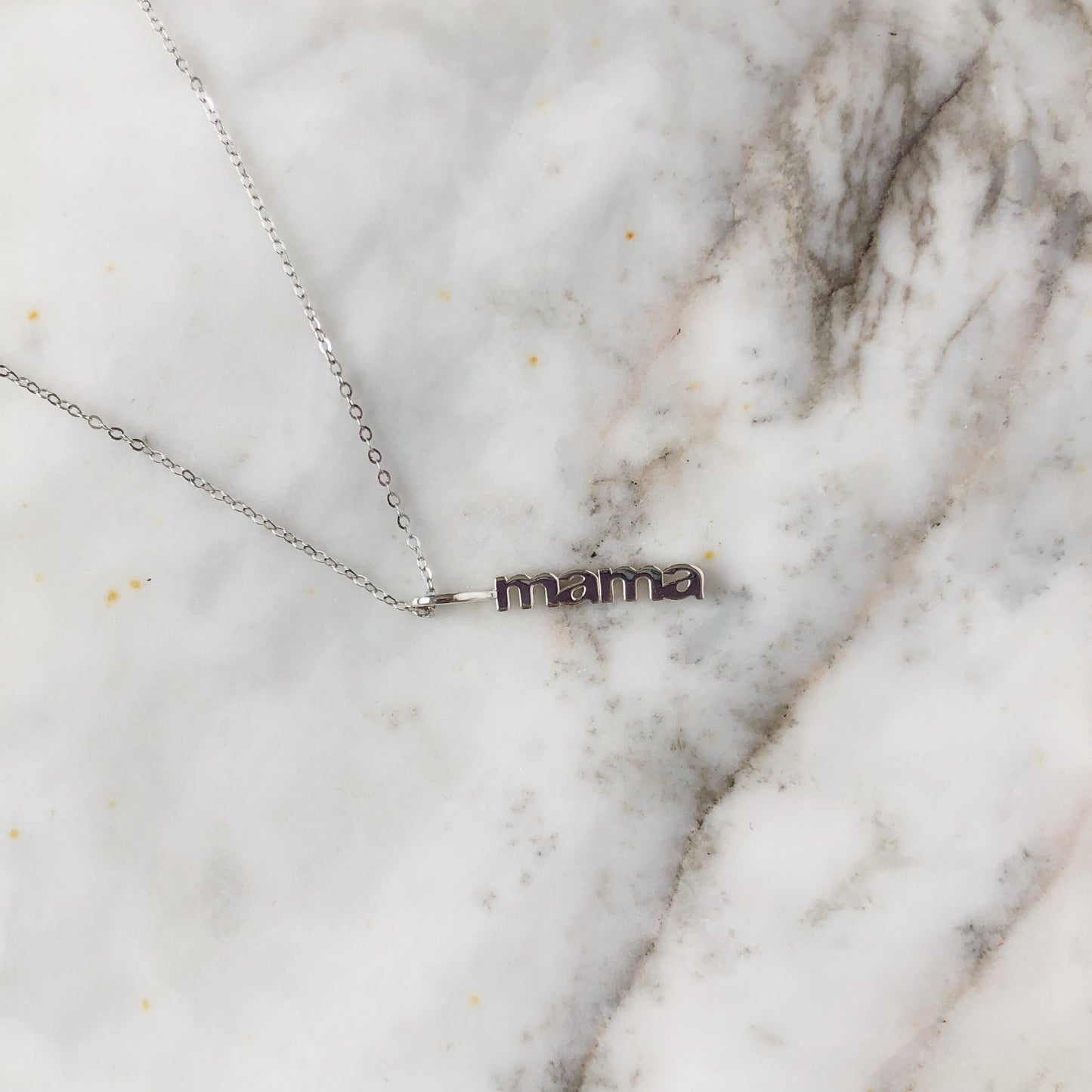 Dije de plata MAMA