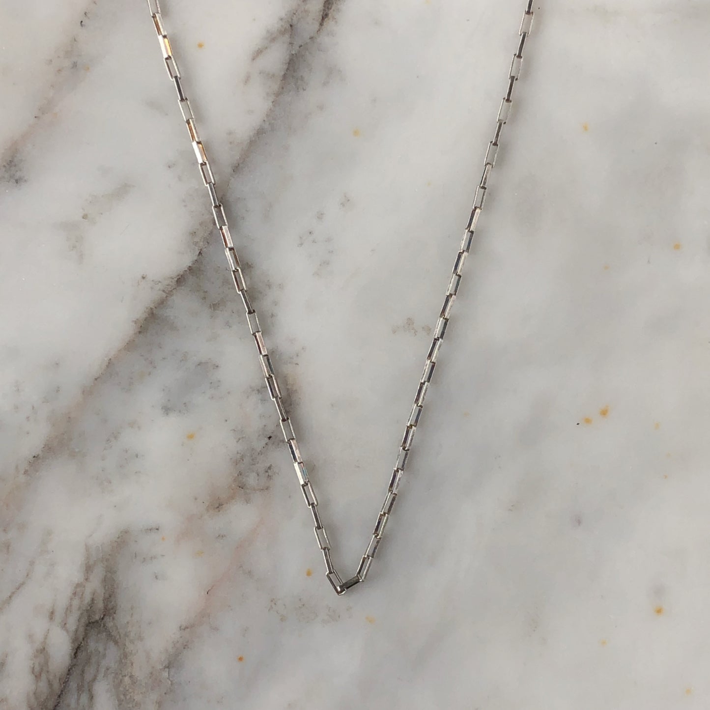 Cadena de plata de 18 pulgadas o 45.5 cm