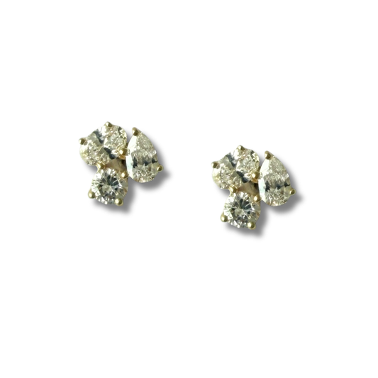 Aretes stud en oro amarillo 14k con diamante princesa, ovalado y marquesa de laboratorio 0.41ctw