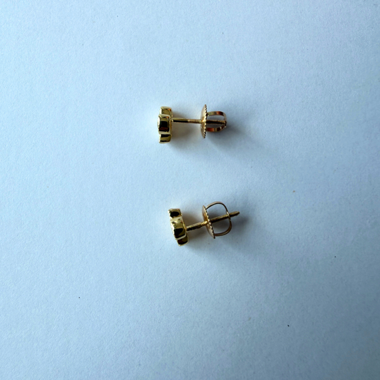Aretes stud en oro amarillo 14k con diamante redondo, ovalado y marquesa de laboratorio 0.36ctw