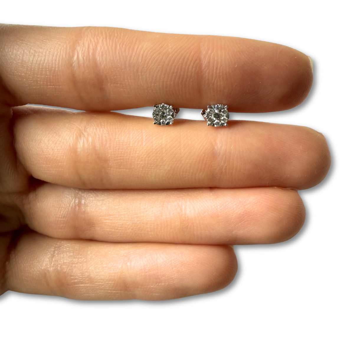 Aretes cluster de diamantes 0.20ctw en oro blanco 10k