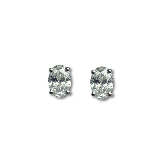 Aretes de plata studs de diamantes ovalados de laboratorio 0.60ctw